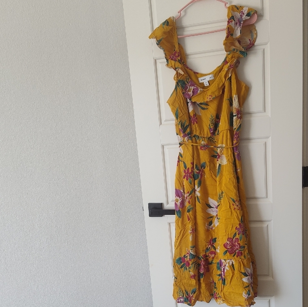Old Navy Mustard Floral Maxi Dress with Ruffle Straps